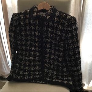 Jones New York wool blend coat.  Size 6.